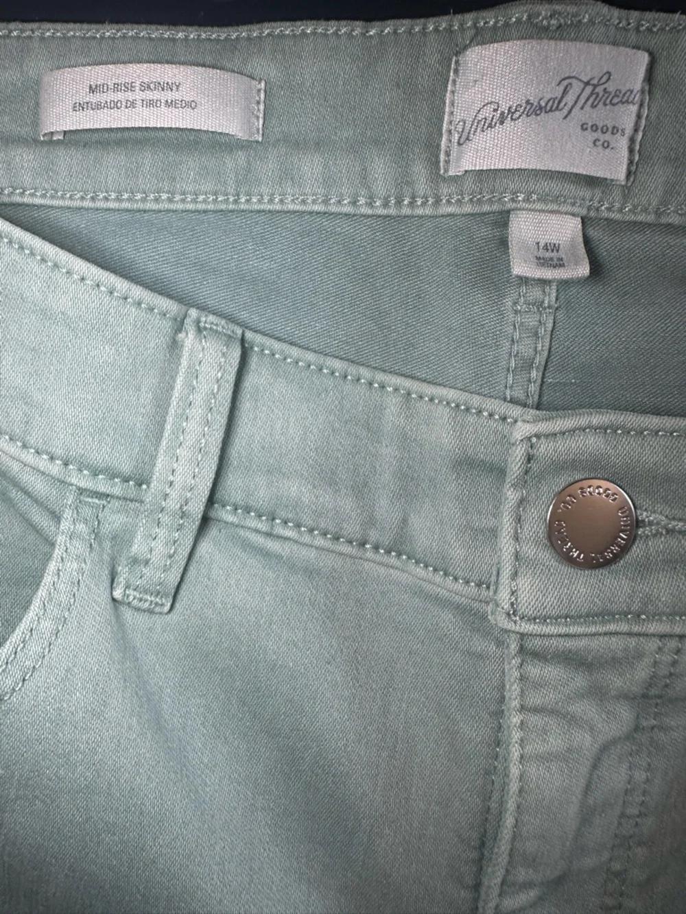 Universal Thread Mint Green Ankle Slim Jeans NWT - Picture 2 of 12